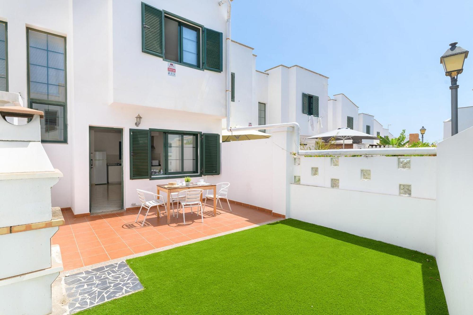 Villa Montserrat De Playa Blanca Екстериор снимка
